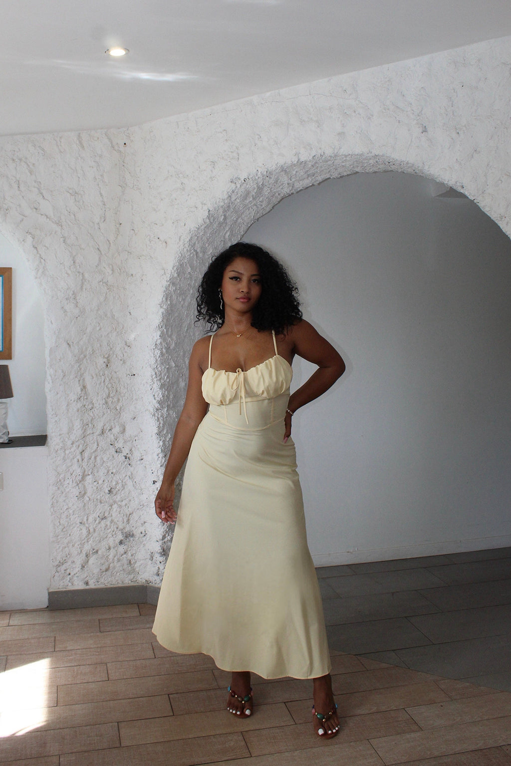 Robe longue jaune pastel - Belle