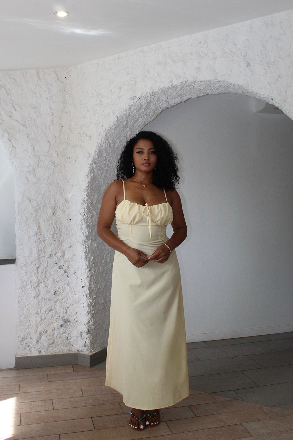 Robe longue jaune pastel - Belle