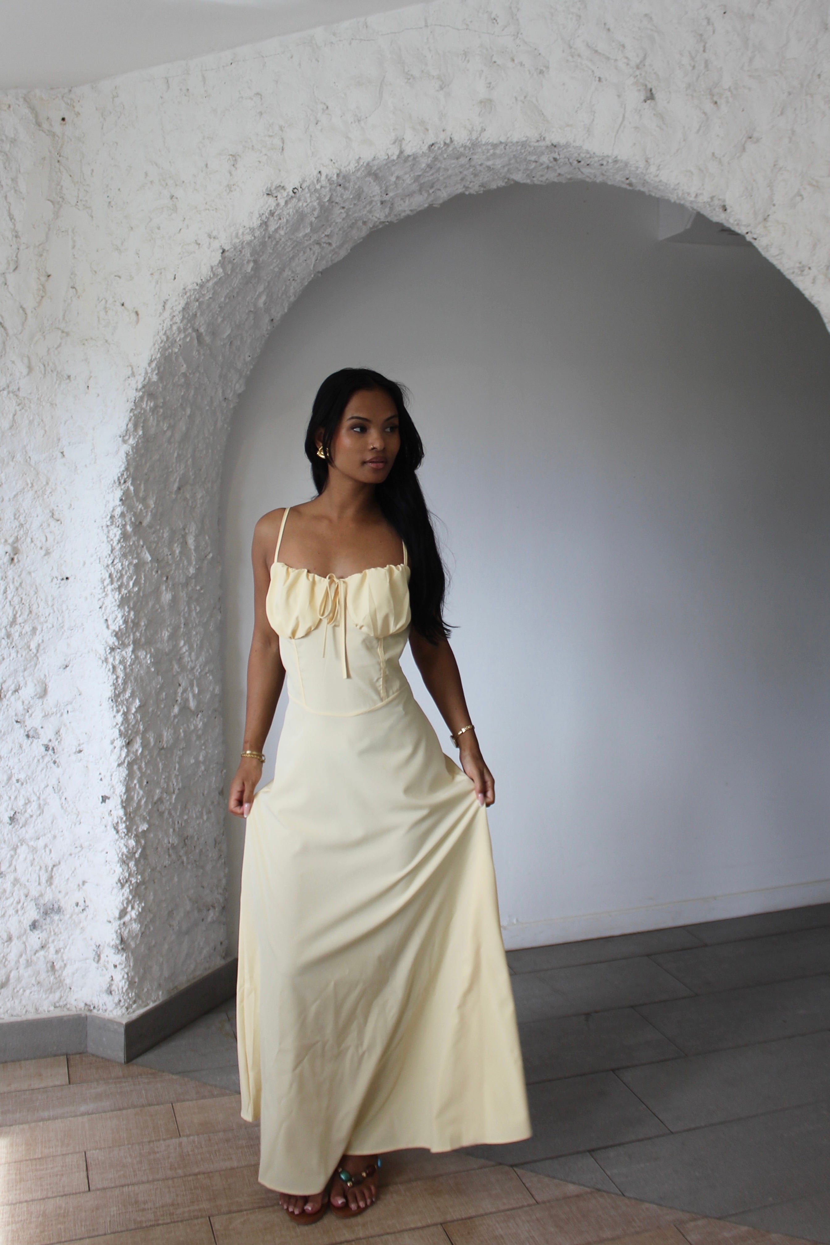 Robe longue jaune pastel - Belle