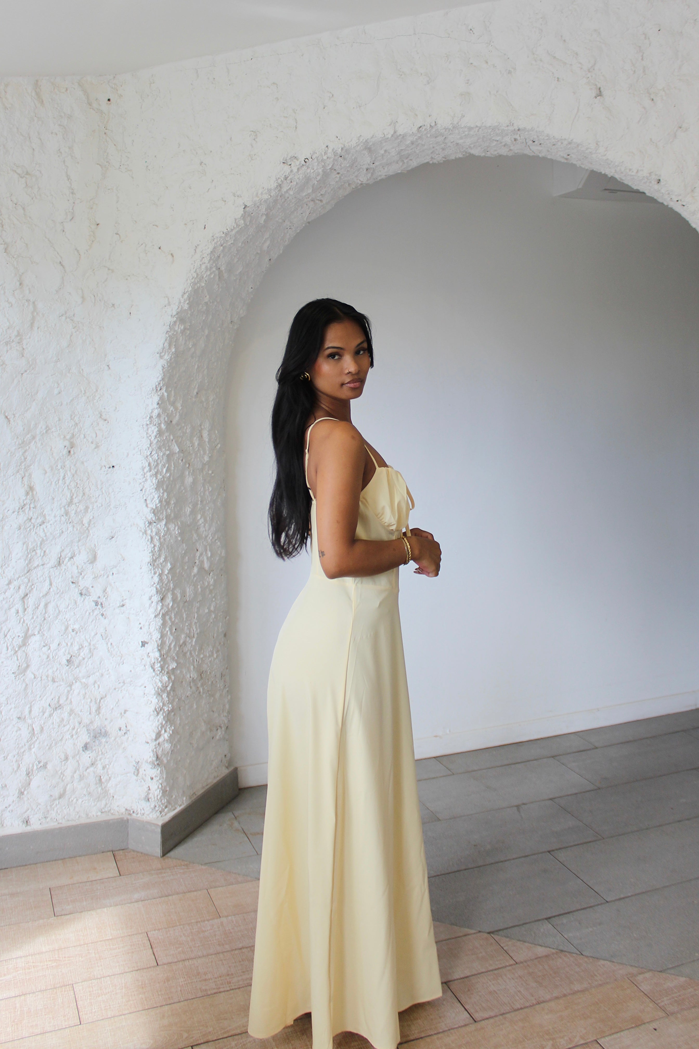 Robe longue jaune pastel - Belle