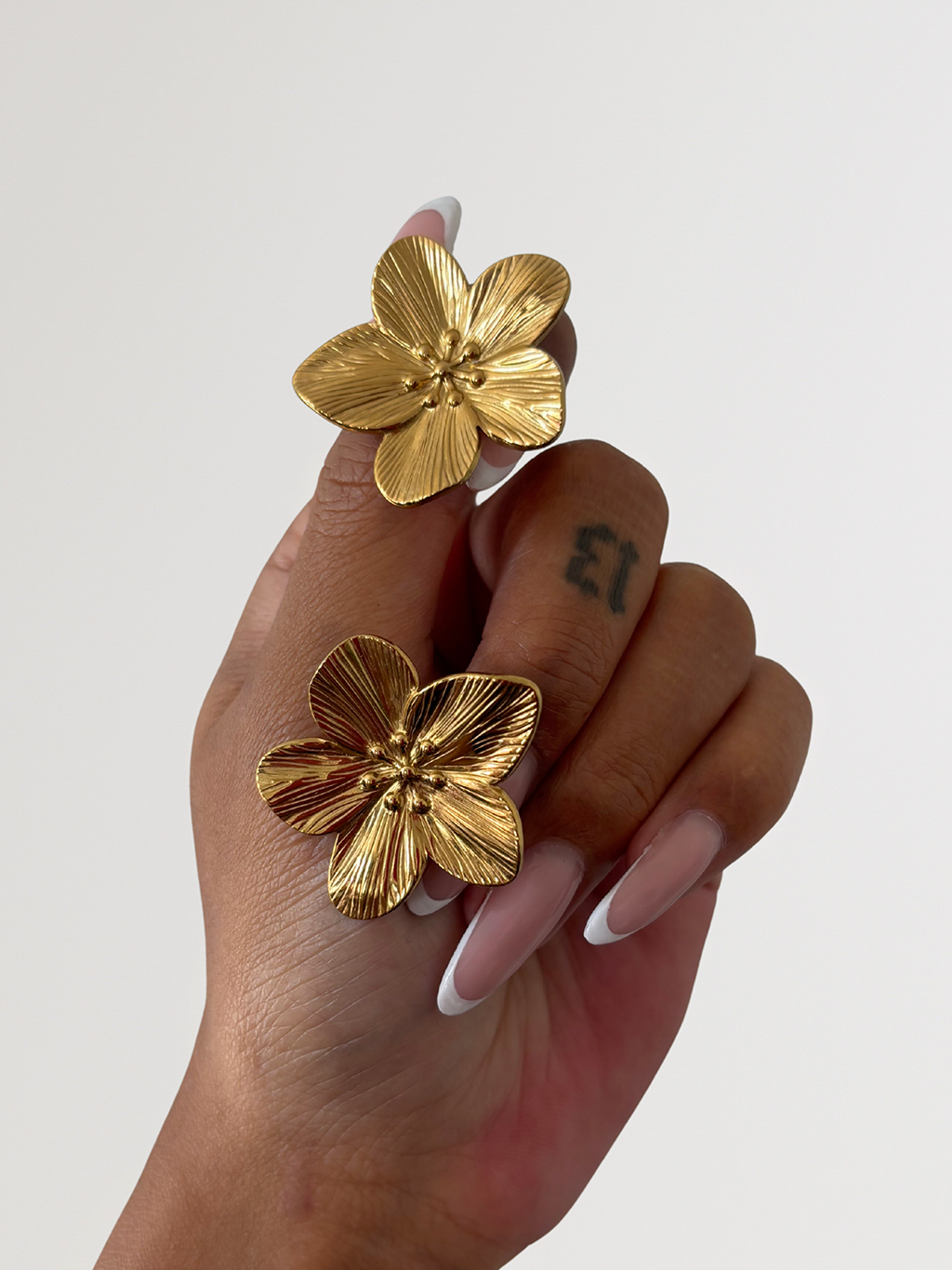 Boucle d’oreille fleurs