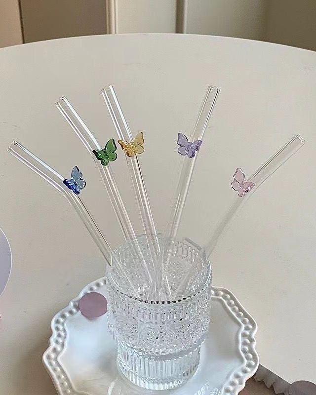 Paille papillon en verre